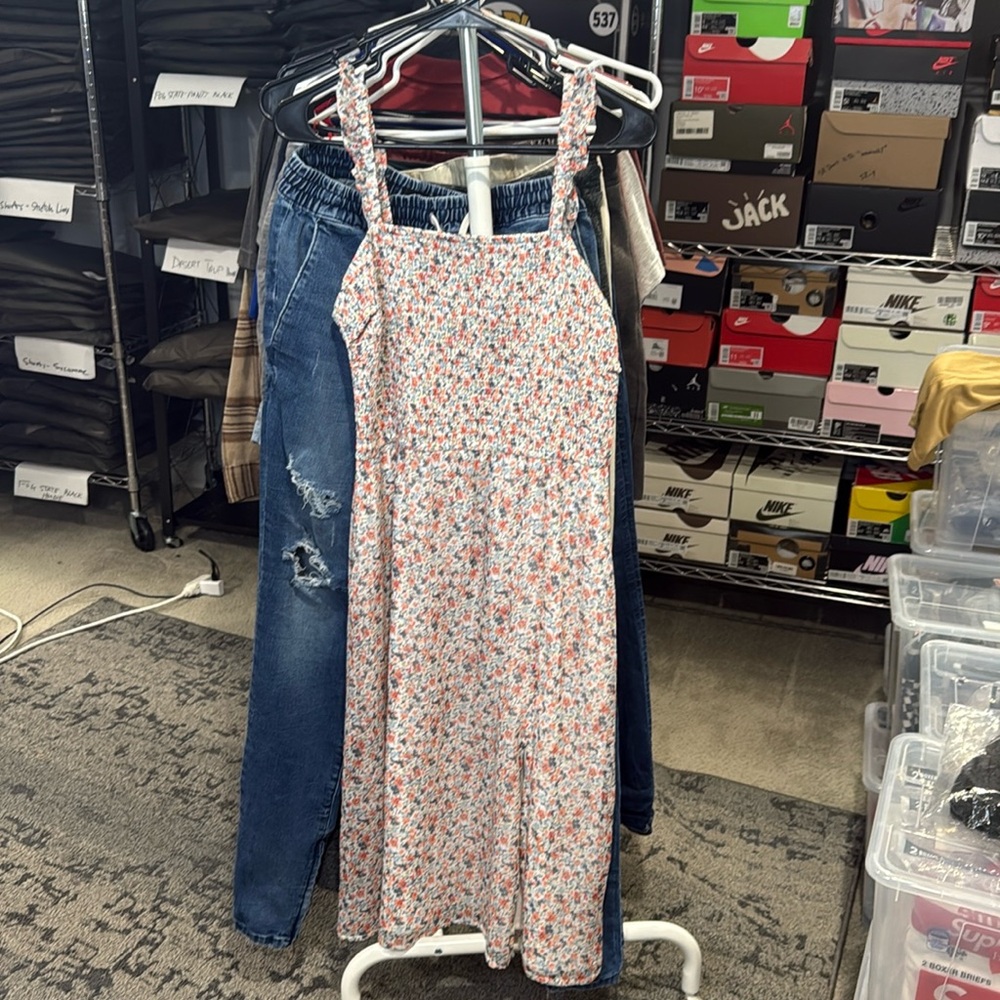 Item 115 A&F Dress